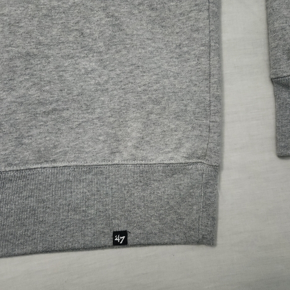 Mens DETROIT RED WINGS Logo Crewneck Sweater Sz XL Heather Gray 47 Brand NHL - Picture 3 of 8